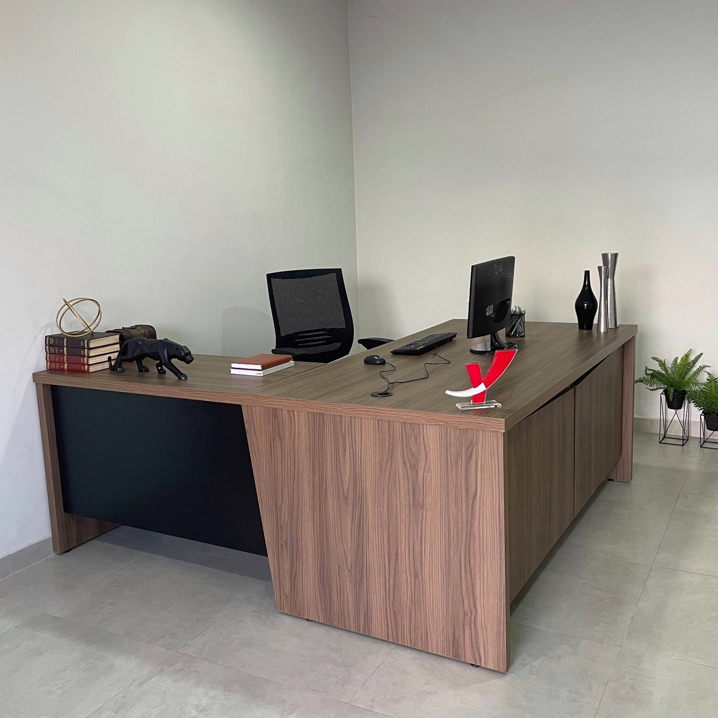 Mesa Chefia Y37 | Artany