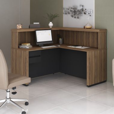 Conjunto Balcão Atendimento + Gaveteiro Suspenso - Nogal.Preto - (1) Ambientada